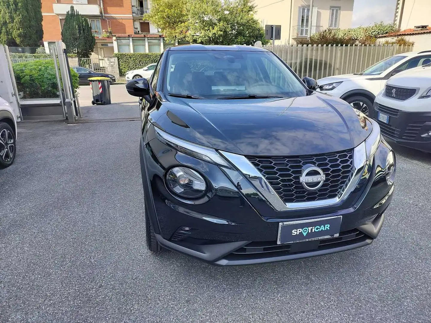 Nissan Juke 2ª serie 1.0 DIG-T 114 CV Acenta **KM0** Nero - 1