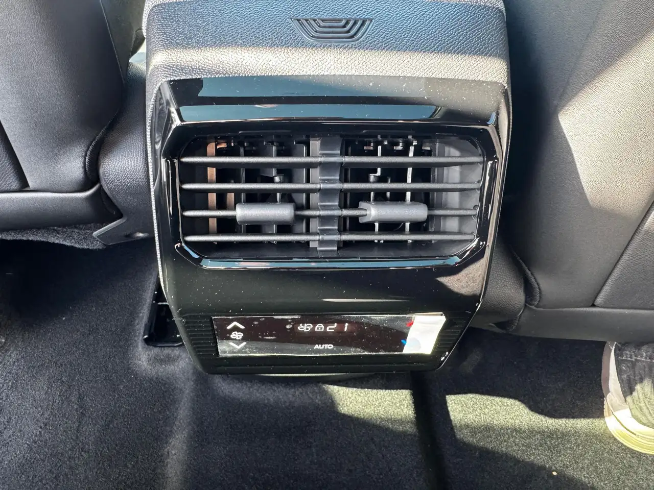 Peugeot 5008 Hybrid 145 e-DCS6 GT 15