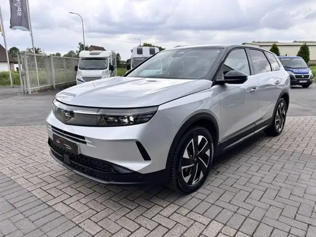 Opel Grandland GS-LINE 145pk Hybrid/GPS/Winterpack/Carplay