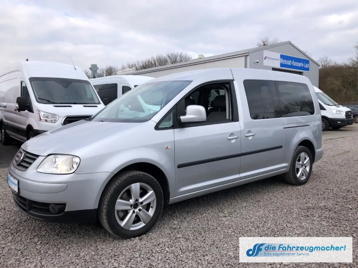 Volkswagen Caddy Life Family 1.9 TDI *BEHINDERTENGERECHT Silber - 2