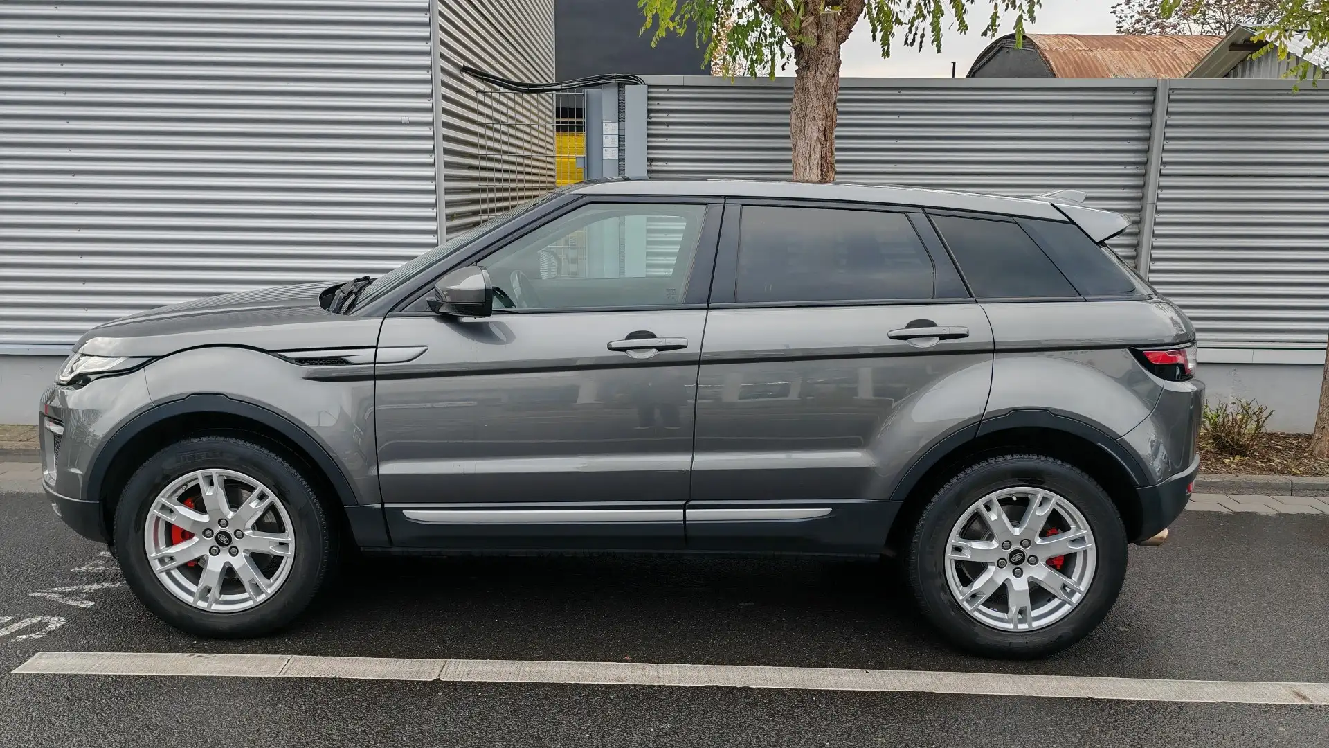 Land Rover Range Rover Evoque Range Rover Evoque Aut.|AWD|Leder|Pano Gris - 2