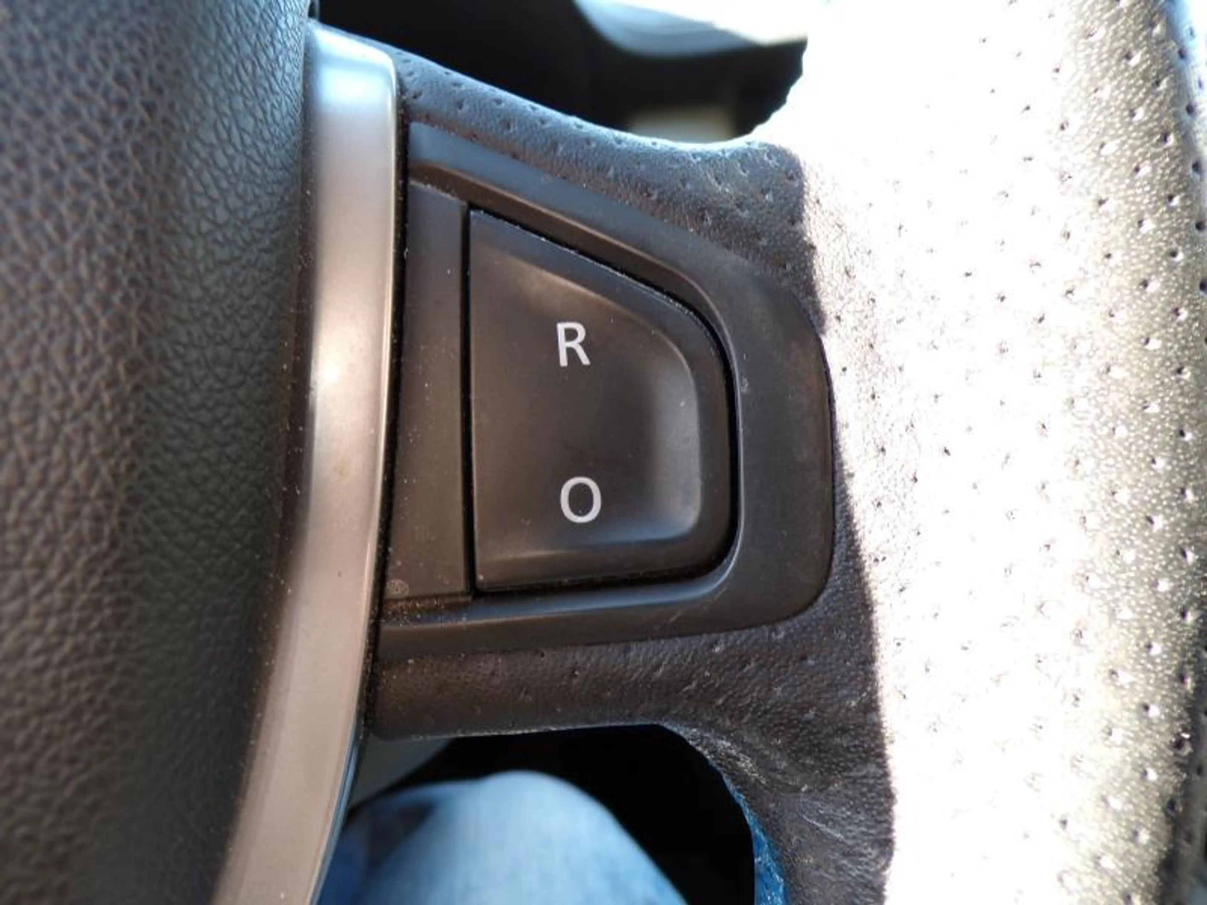Renault Laguna 1.5DCi 110cv Blanc 03/15 B.Auto Airco GPS — photo 13