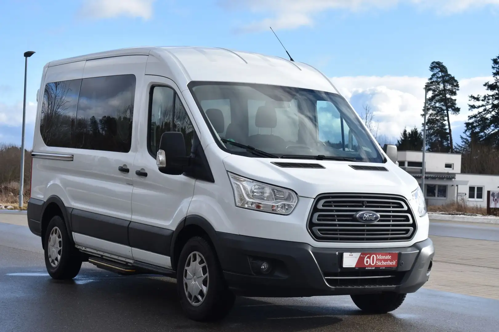Ford Transit 350 L2*9Sitzer*Automatik*2xKlima*PDC* Weiß - 2