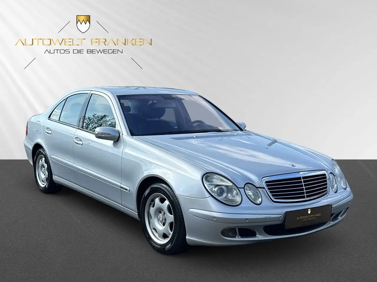 Mercedes-Benz E 200