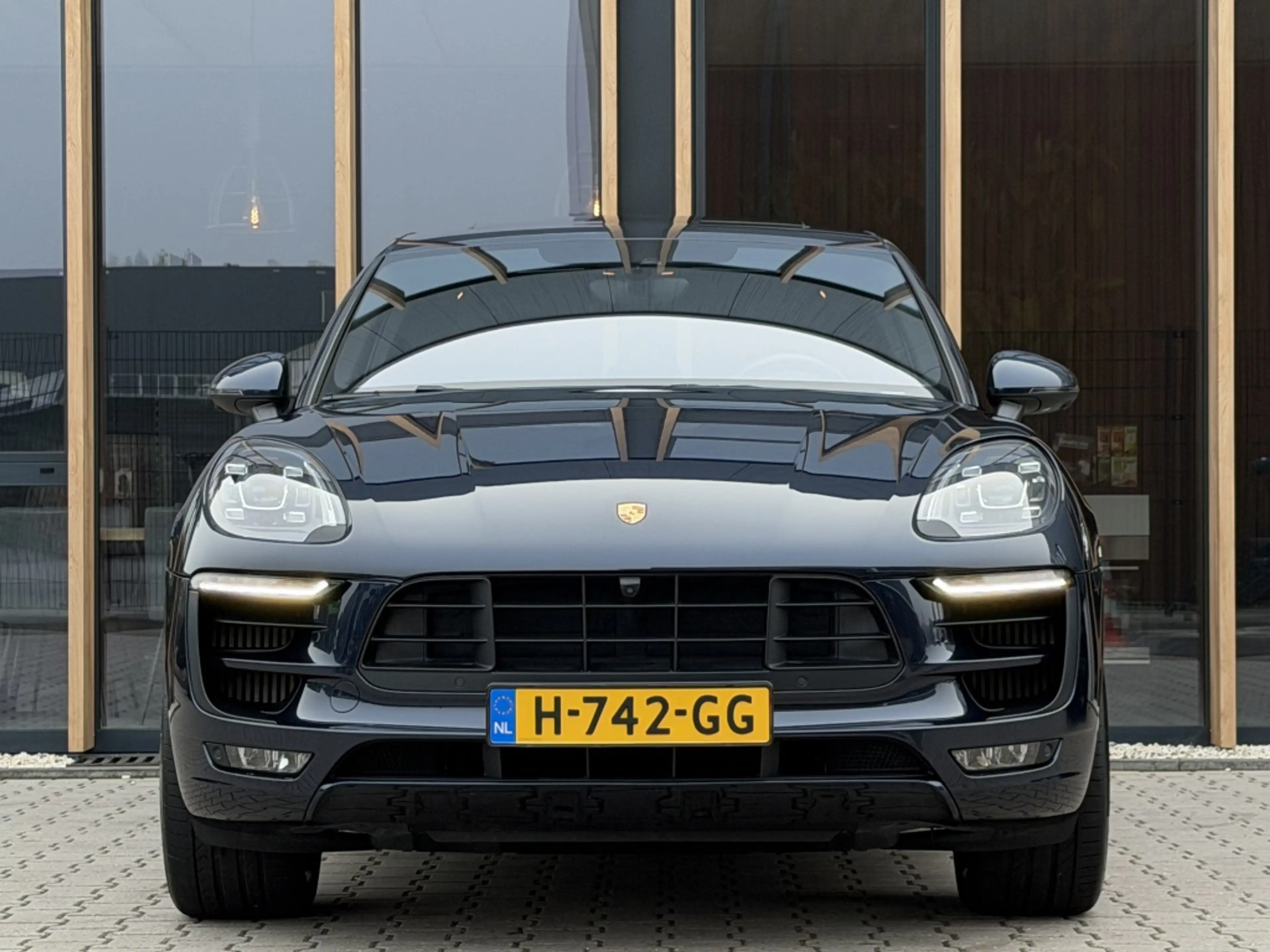Porsche Macan 3.0 GTS | Panorama-dak | 360 Camera | Sportuitlaat — photo 17