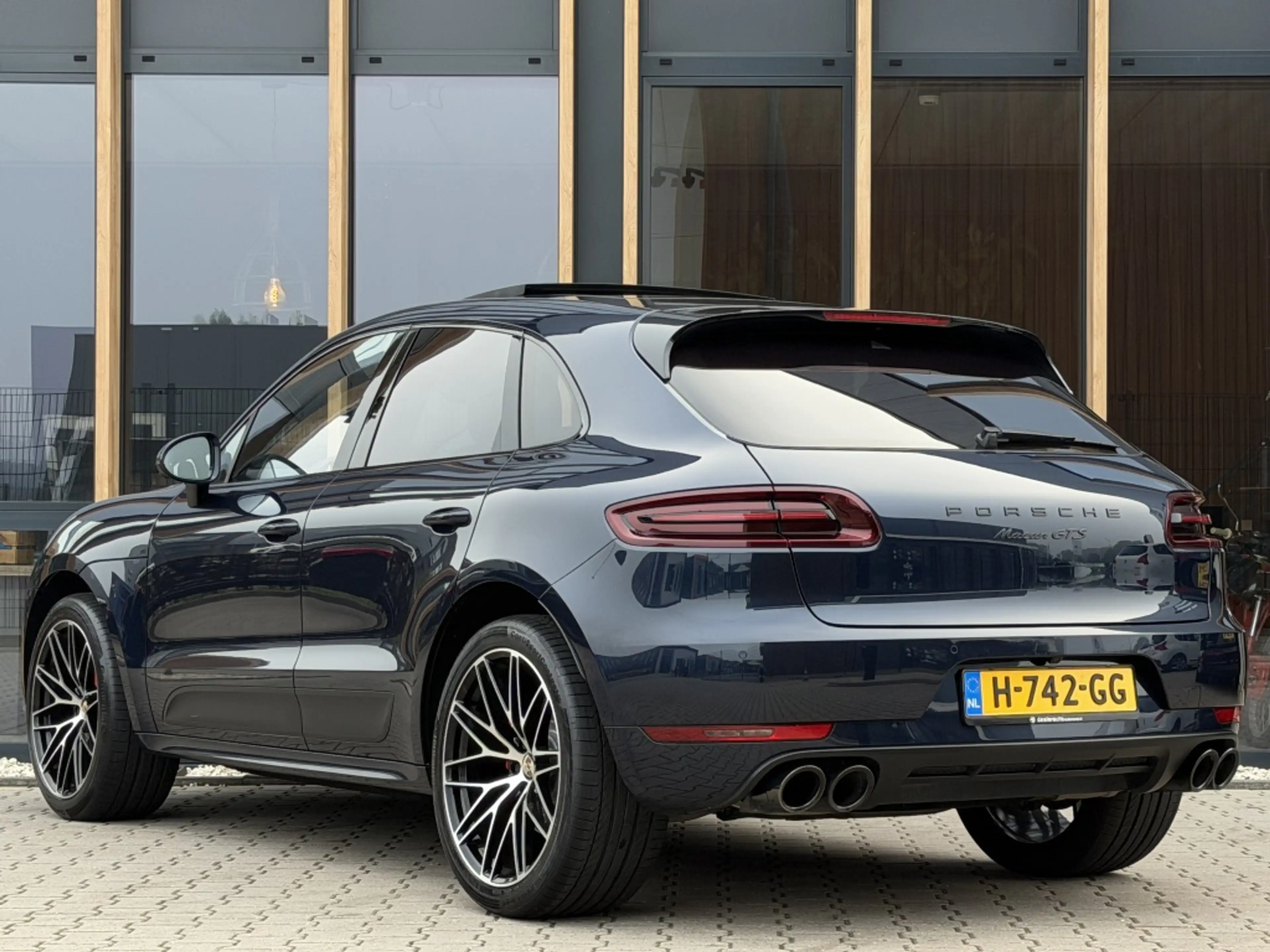 Porsche Macan 3.0 GTS | Panorama-dak | 360 Camera | Sportuitlaat — photo 6