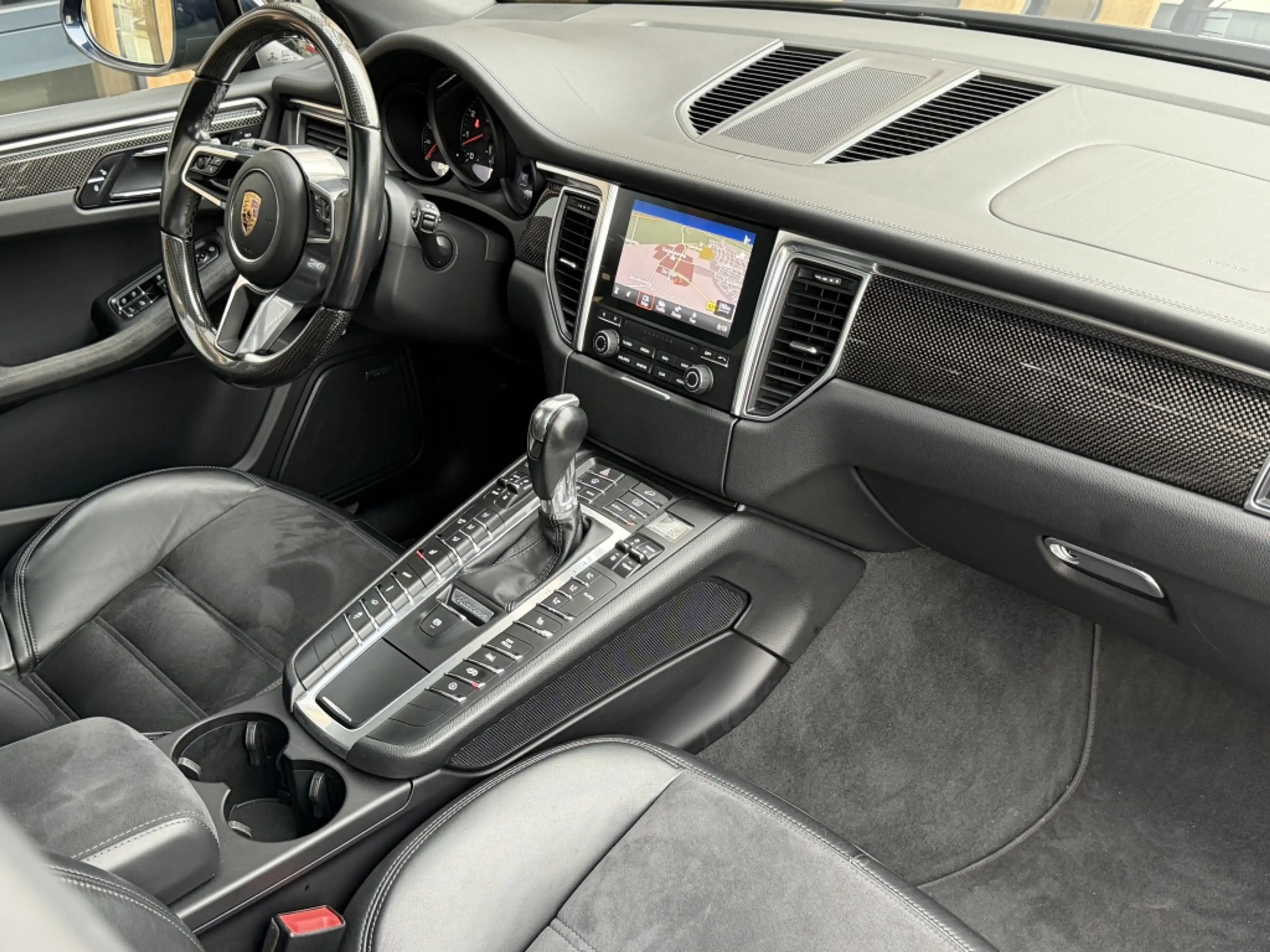 Porsche Macan 3.0 GTS | Panorama-dak | 360 Camera | Sportuitlaat — photo 30