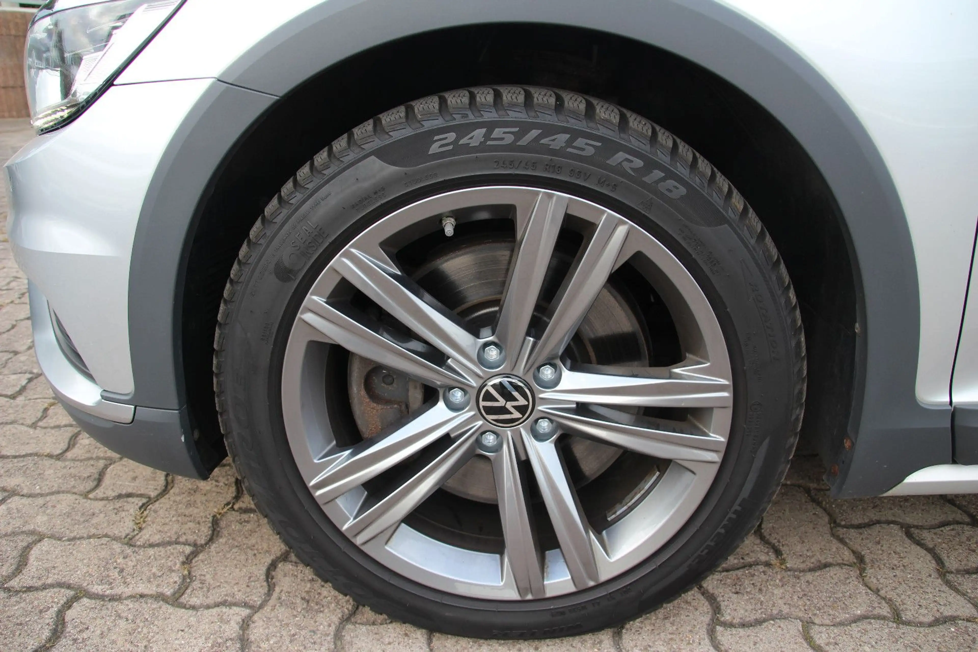 Volkswagen Passat Alltrack 2.0 BMT 4Motion LED/Dynaudio/AHK — photo 11