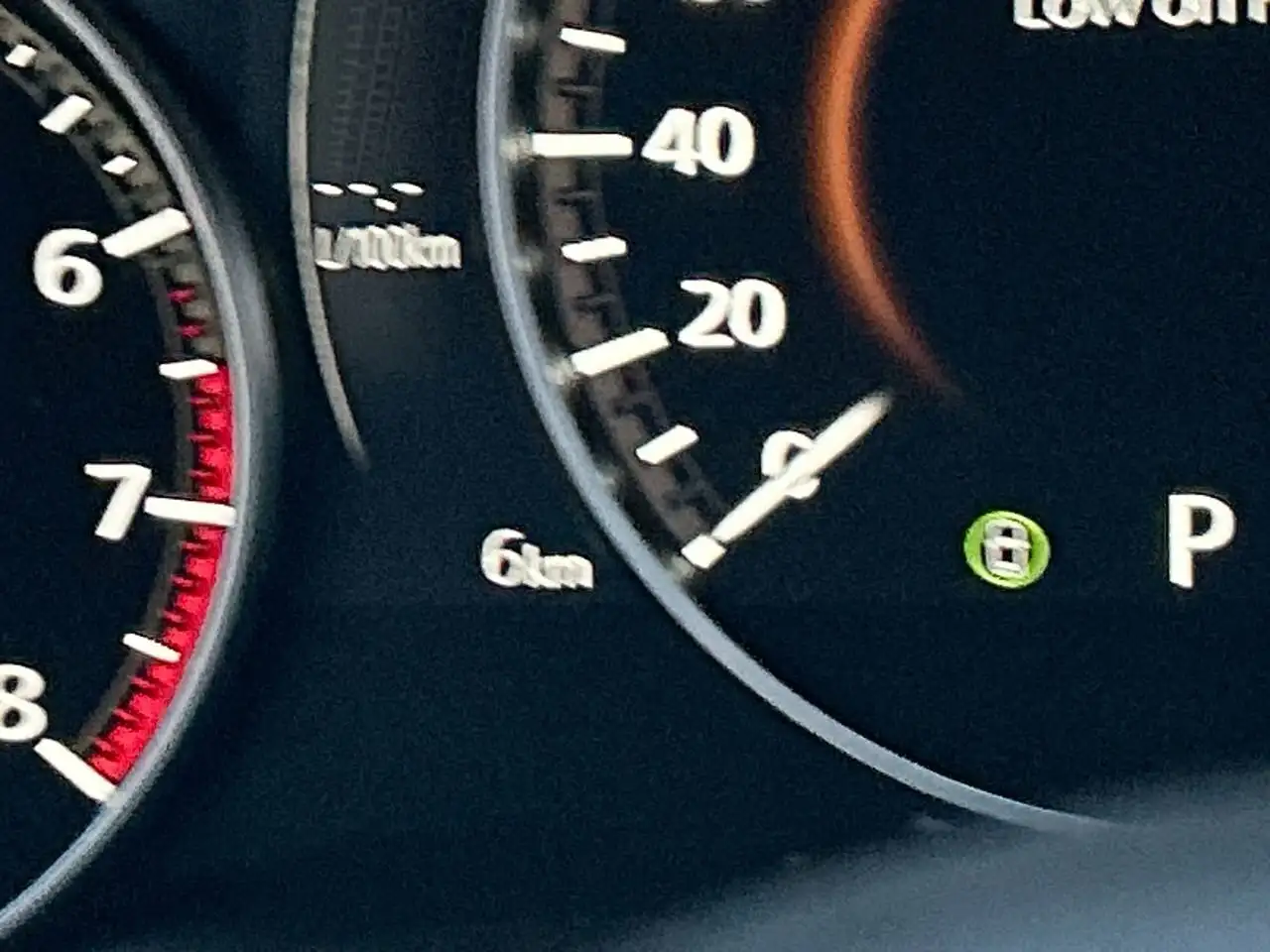 Mazda 3 снимка Mazda 3