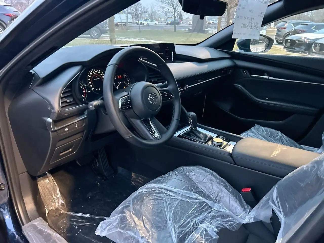 Mazda 3 снимка Mazda 3