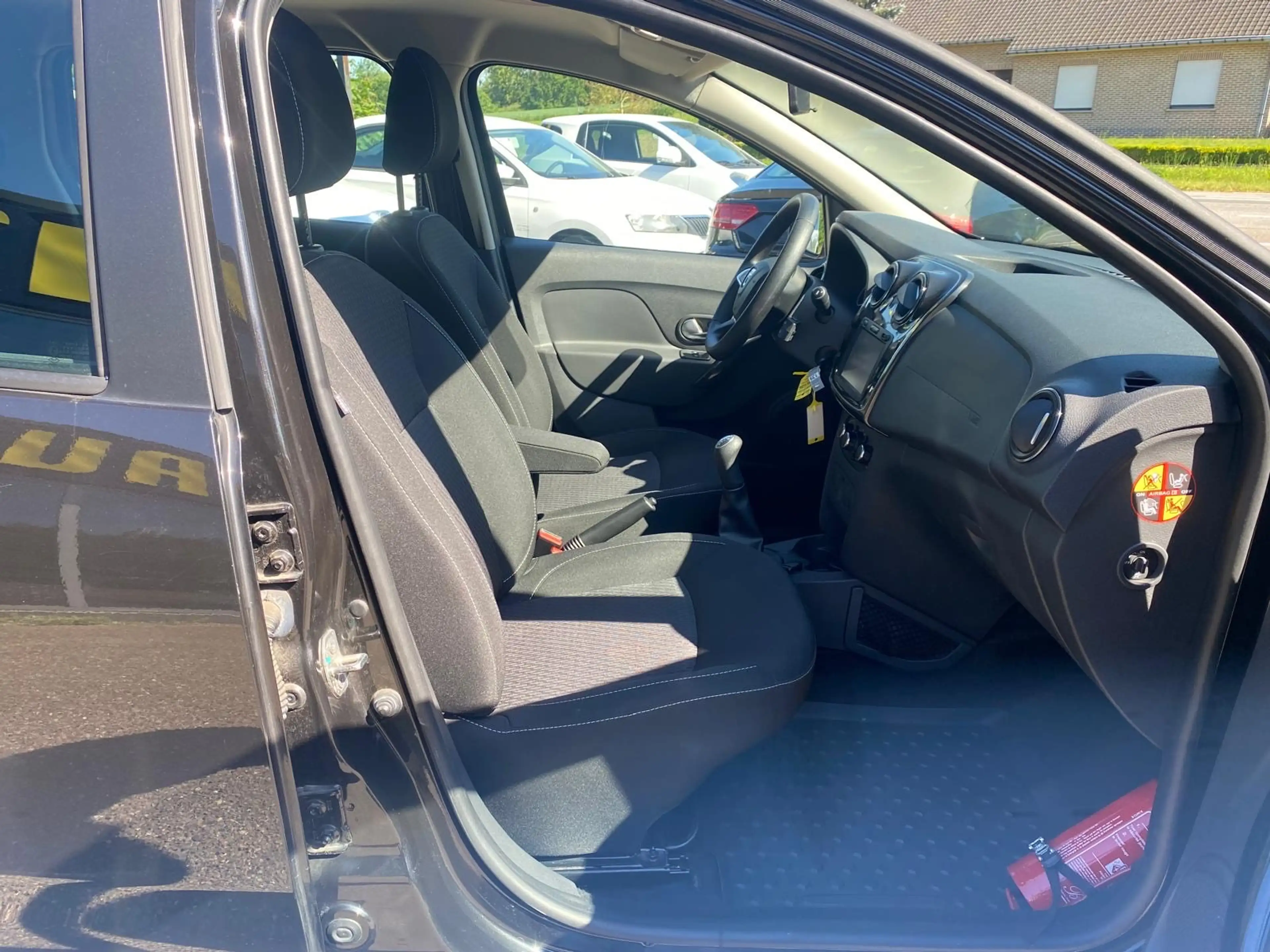 Dacia Logan Logan MCV 1.5 dCi Lauréate — photo 11