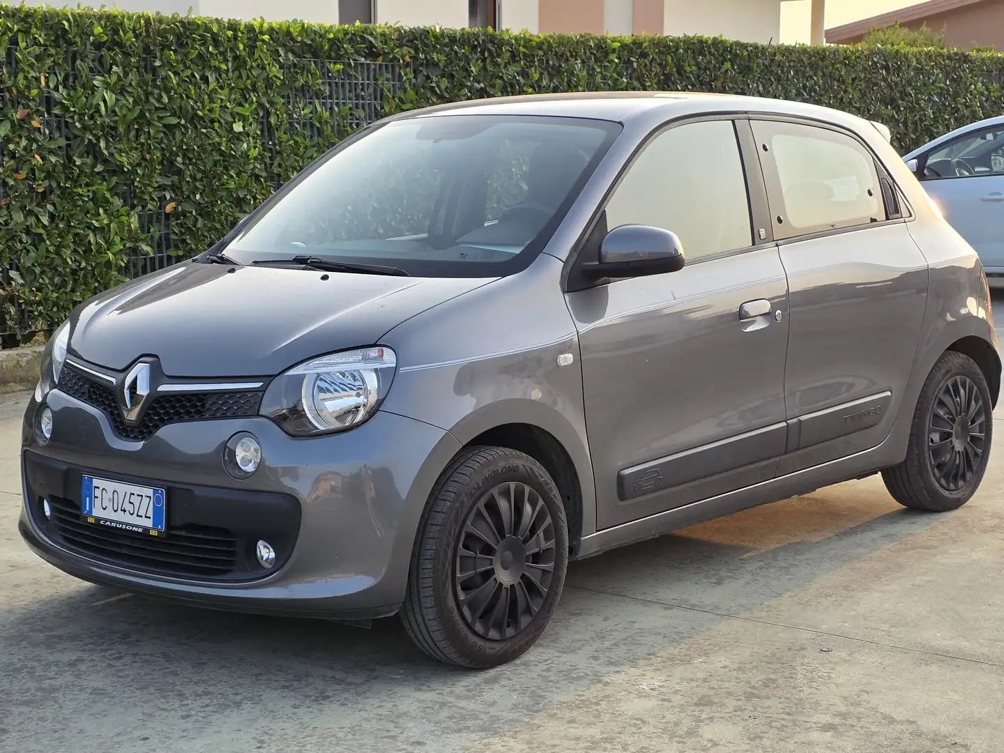 Renault Twingo Twingo III 2014 0.9 tce Lovely2 15 90cv edc Gris - 1