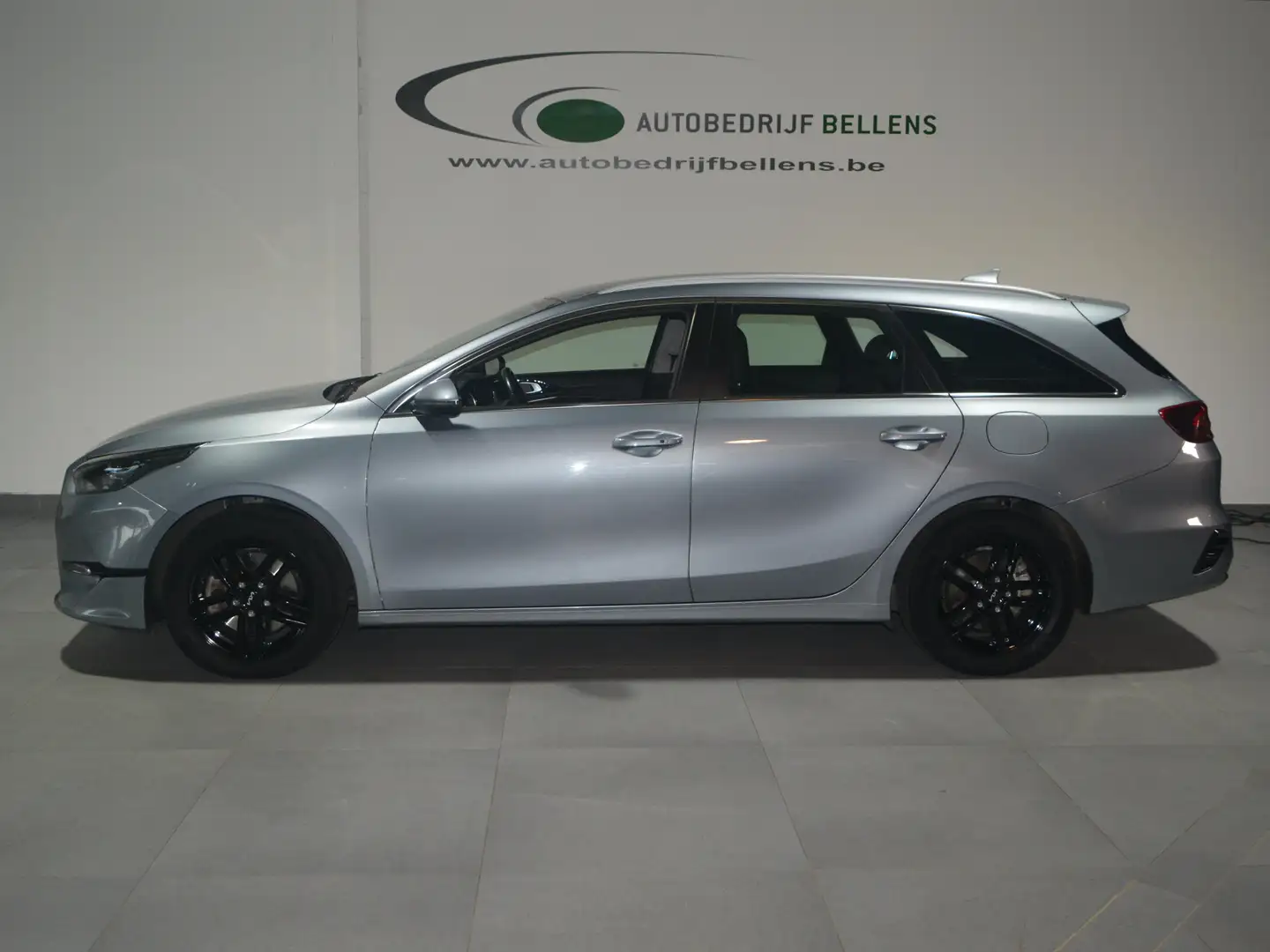 Kia Ceed SW / cee'd SW Ceed SW 1.5 T-GDI DCT7 OPF JBL Sound Edition Gris - 1