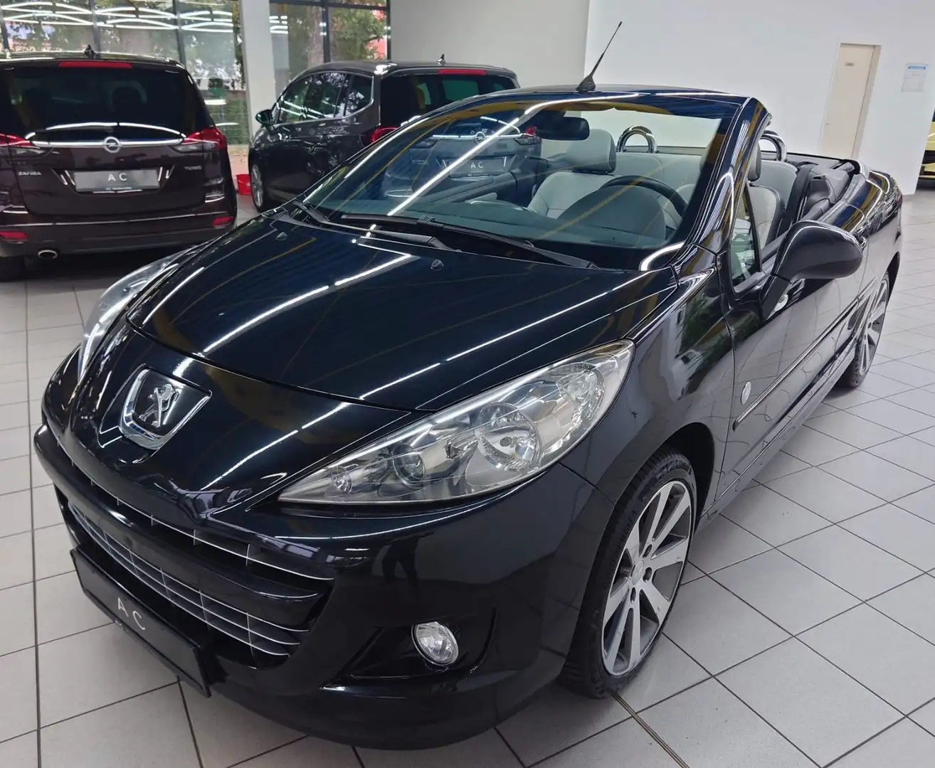 Peugeot 207 CC Cabrio-Coupe Roland Garros,1.Hand Noir - 1