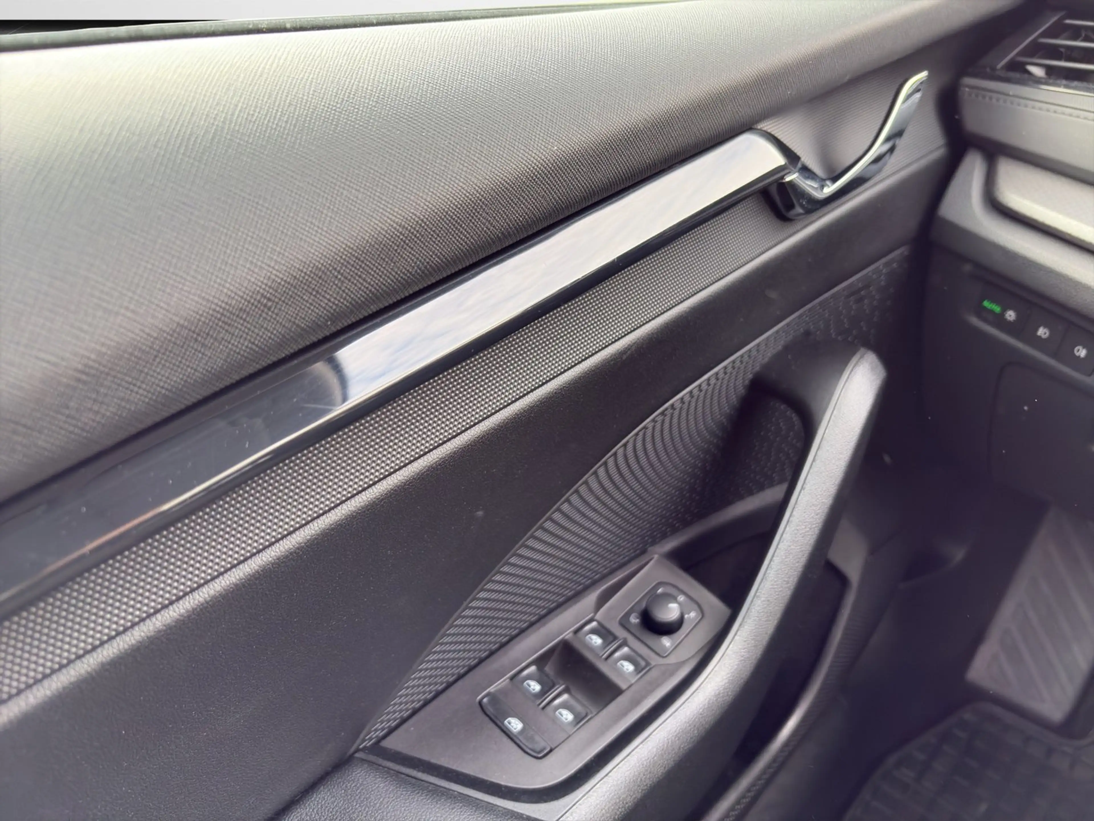 Skoda Octavia 4x4 Ambition TDI DSG — photo 12