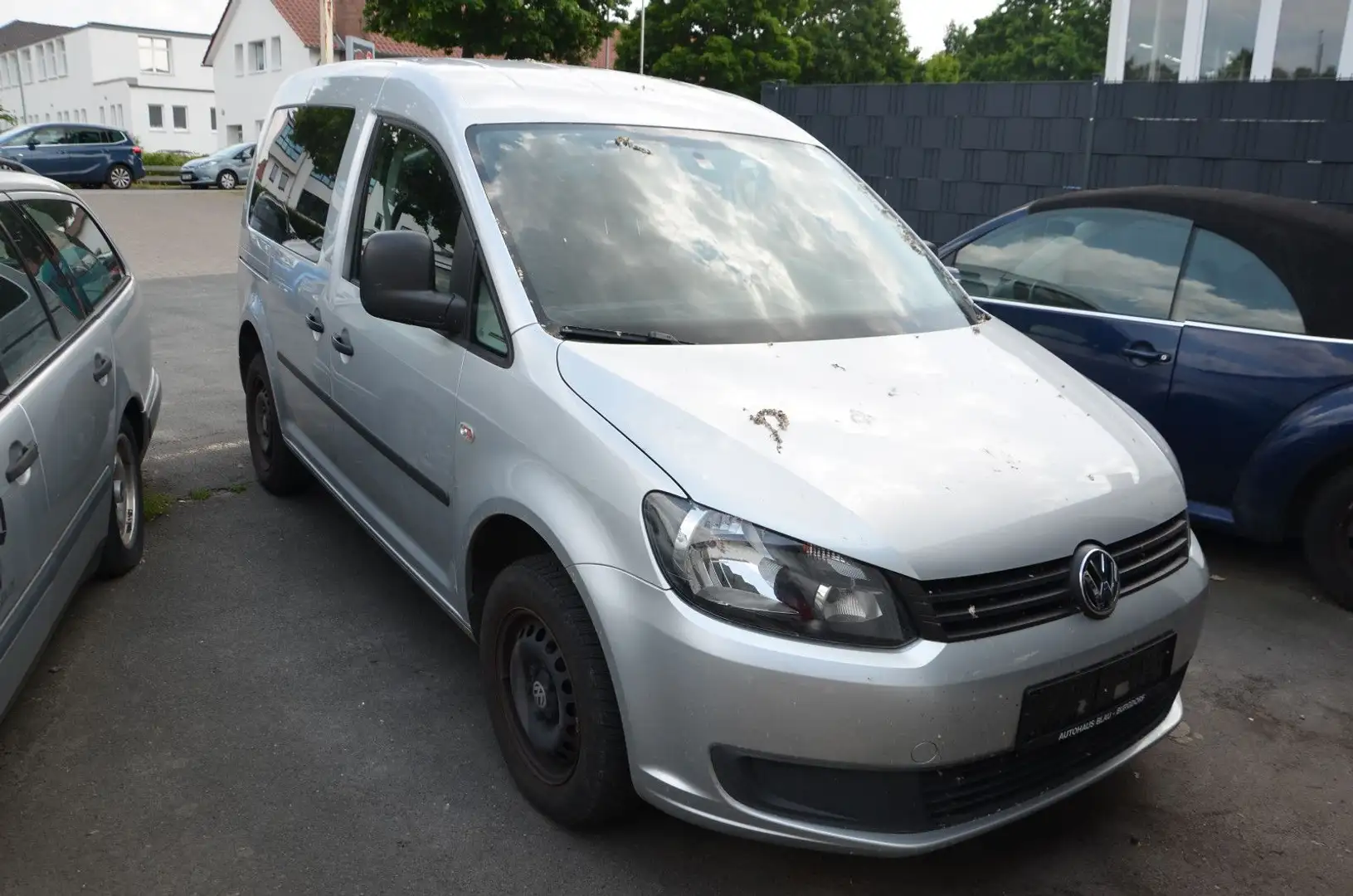 Volkswagen Caddy 1.6 TDI *DSG*5-SITZER*KLIMA*AHK* Silber - 2