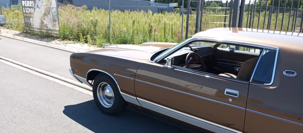 Ford LTD 2door HT Brougham, foto 3
