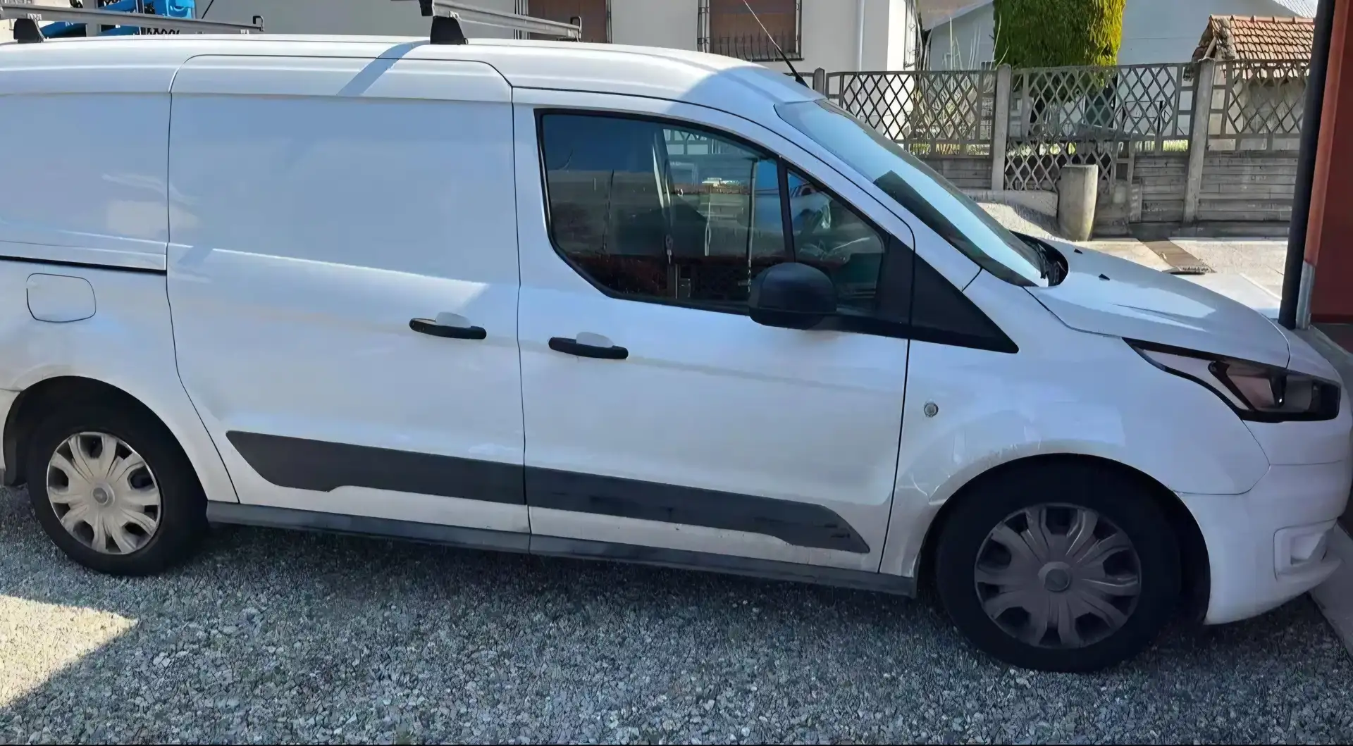 Ford Courier Cargo 3 posti Weiß - 2