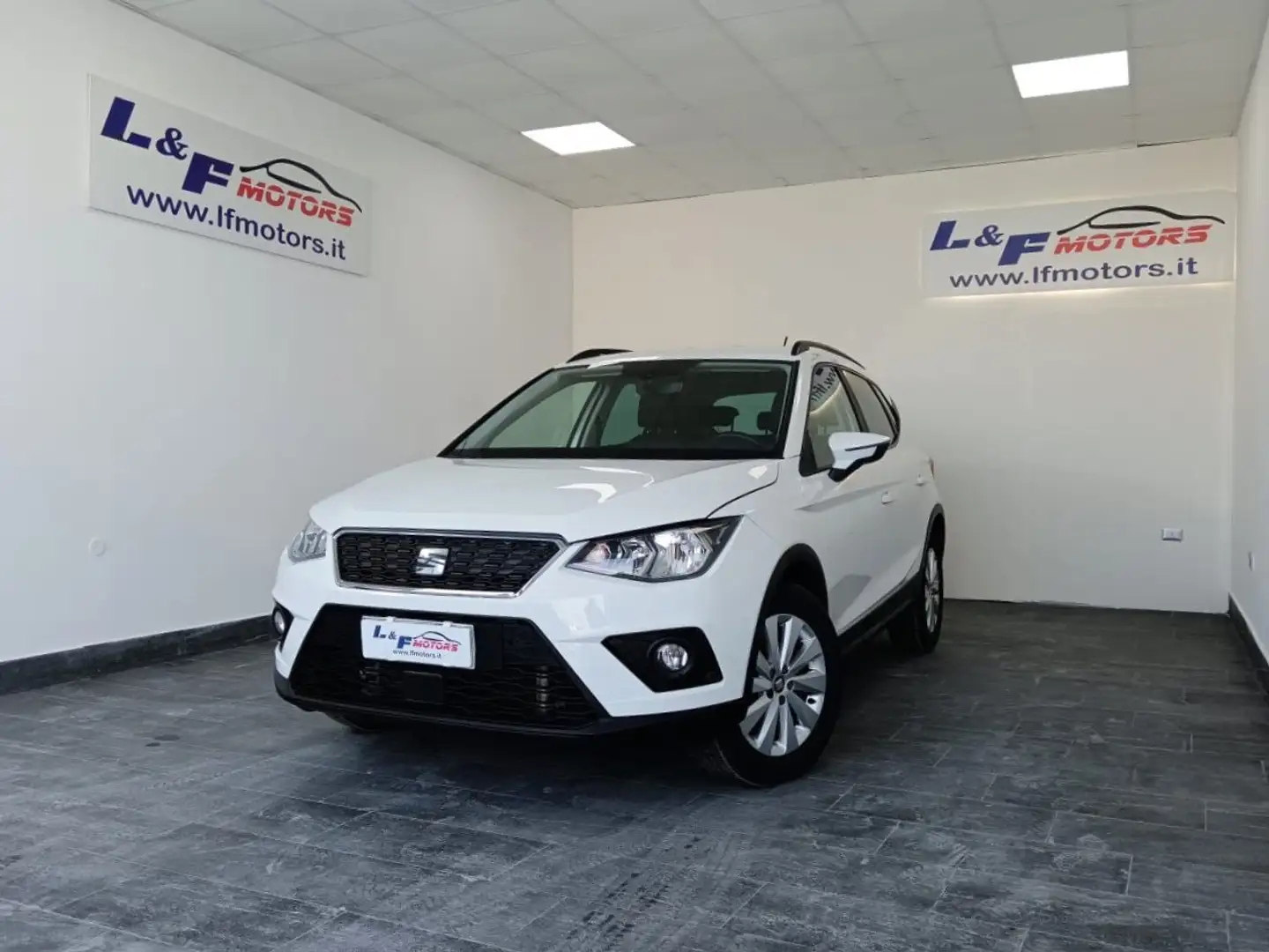 SEAT Arona 1.6 TDI 95 CV Style Wit - 1