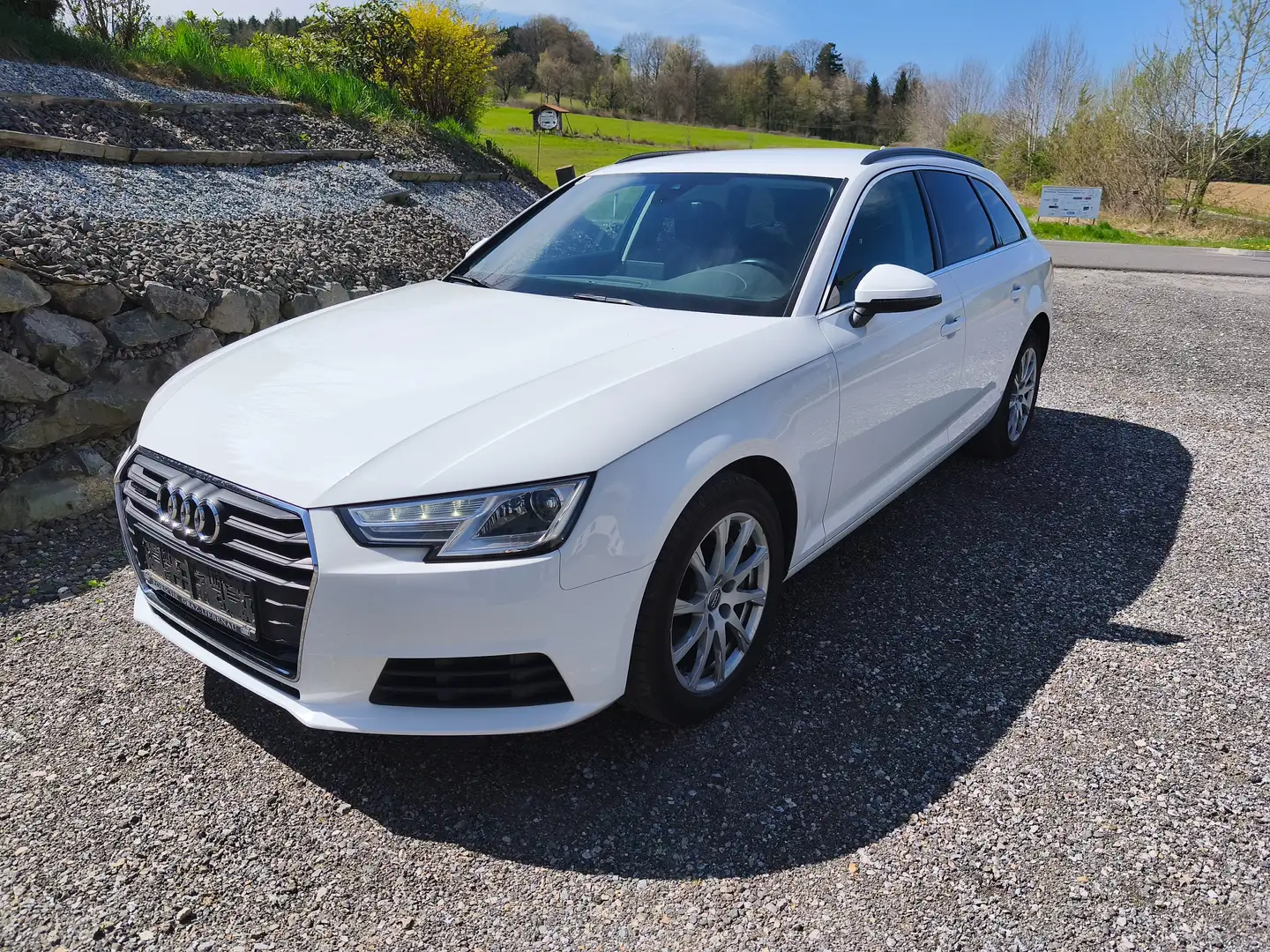Audi A4 Avant 2,0 TDI quattro Xenon,elektr. Heckkl. Blanco - 2