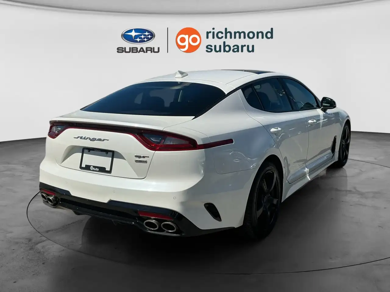 Kia Stinger photo Kia Stinger