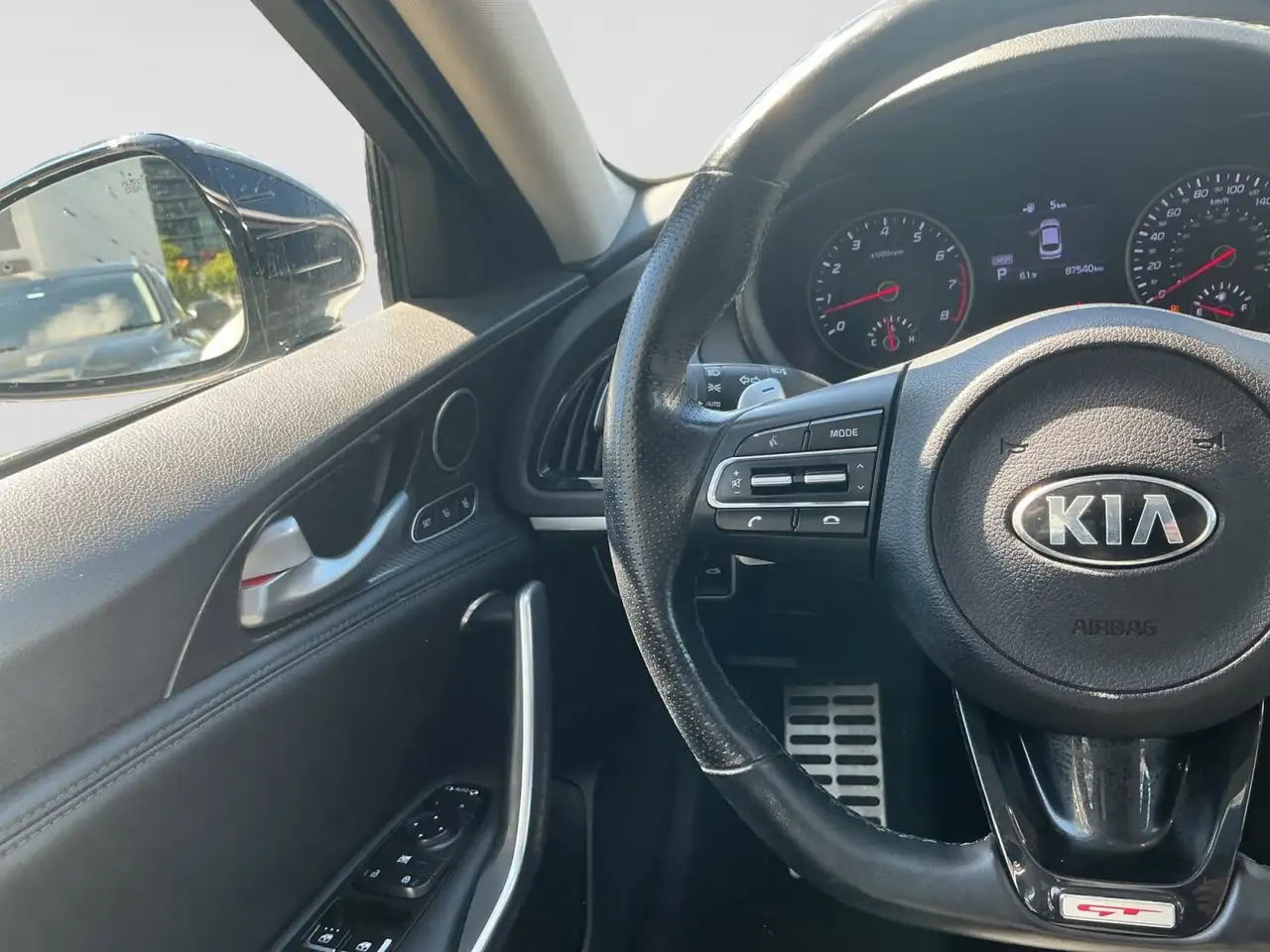 Kia Stinger photo Kia Stinger
