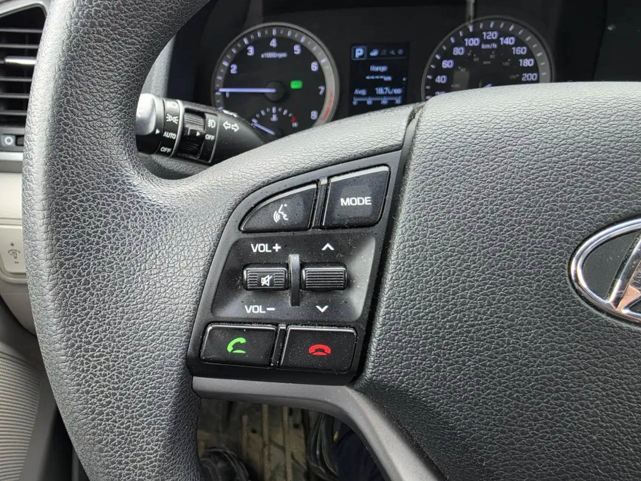 Hyundai TUCSON снимка Hyundai TUCSON