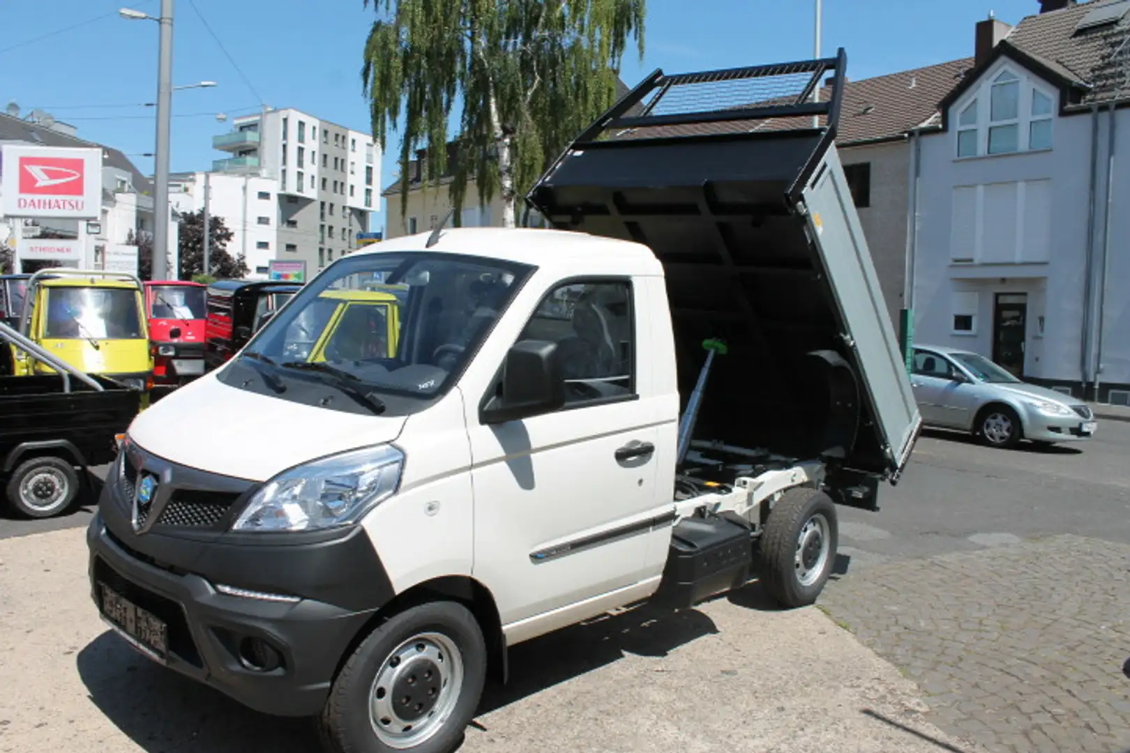Piaggio Porter NP6 Kipper 220 PRO HD AHK SOFORT White - 2