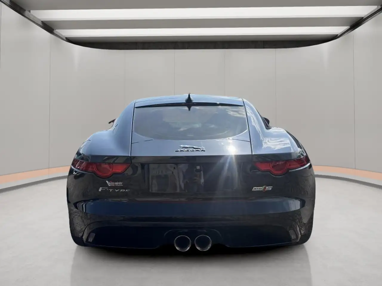 Jaguar F-Type снимка Jaguar F-Type