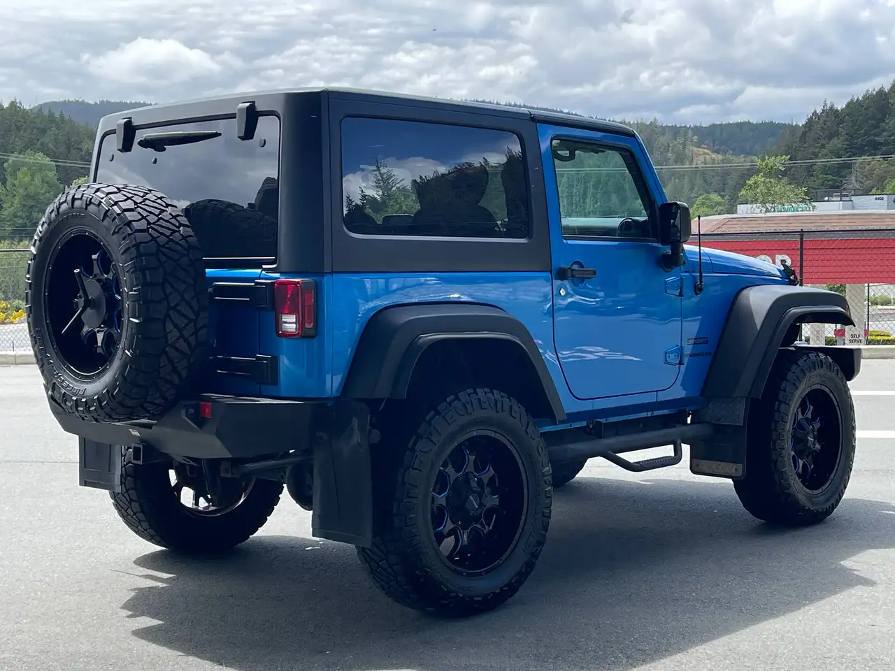 Jeep Wrangler снимка Jeep Wrangler