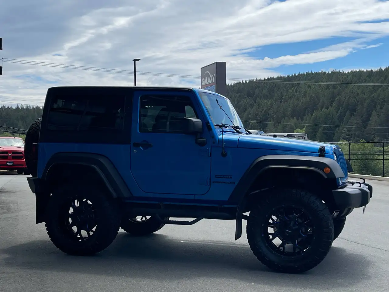 Jeep Wrangler снимка Jeep Wrangler