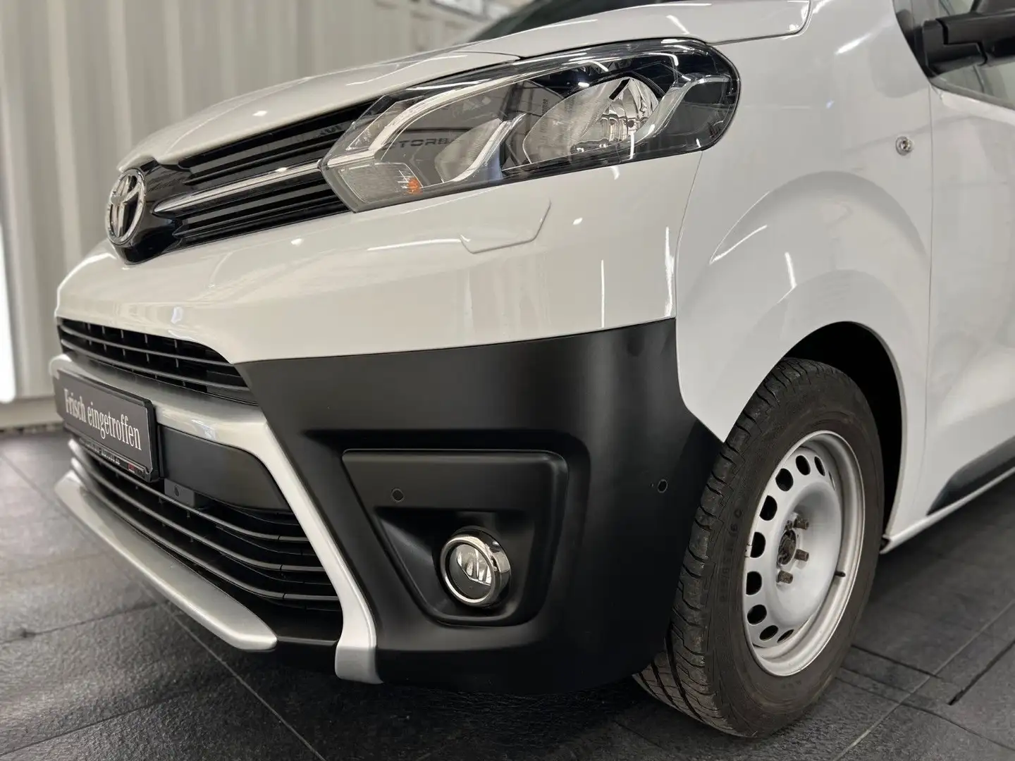 Toyota Proace 2.0 D-4D L1 Meister/Tem/Kam/Navi/Bluet. Weiß - 2