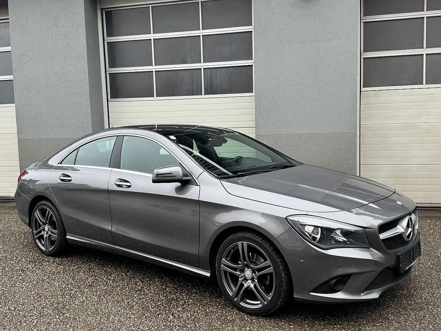 Mercedes-Benz CLA 180 Aut. *1.Besitz!* Grau - 2