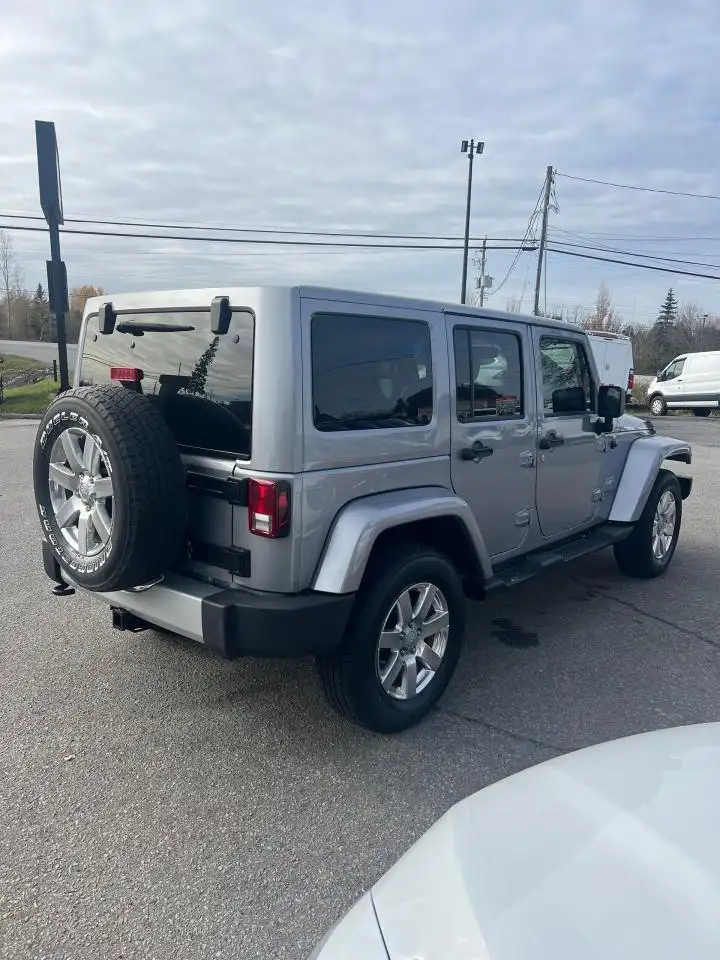 Jeep Wrangler снимка Jeep Wrangler