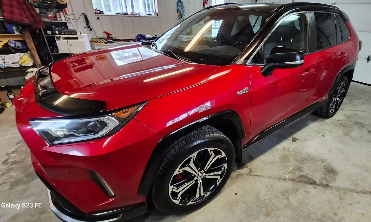 Toyota RAV 4 Prime снимка Toyota RAV 4 Prime