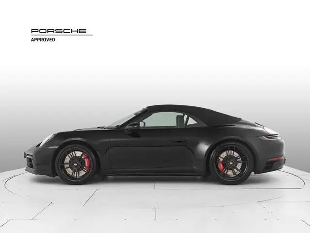 Porsche 911 view 10
