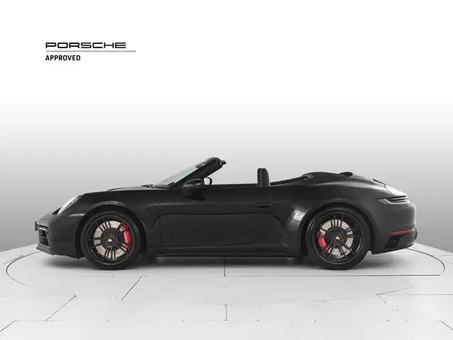 Porsche 911 view 2