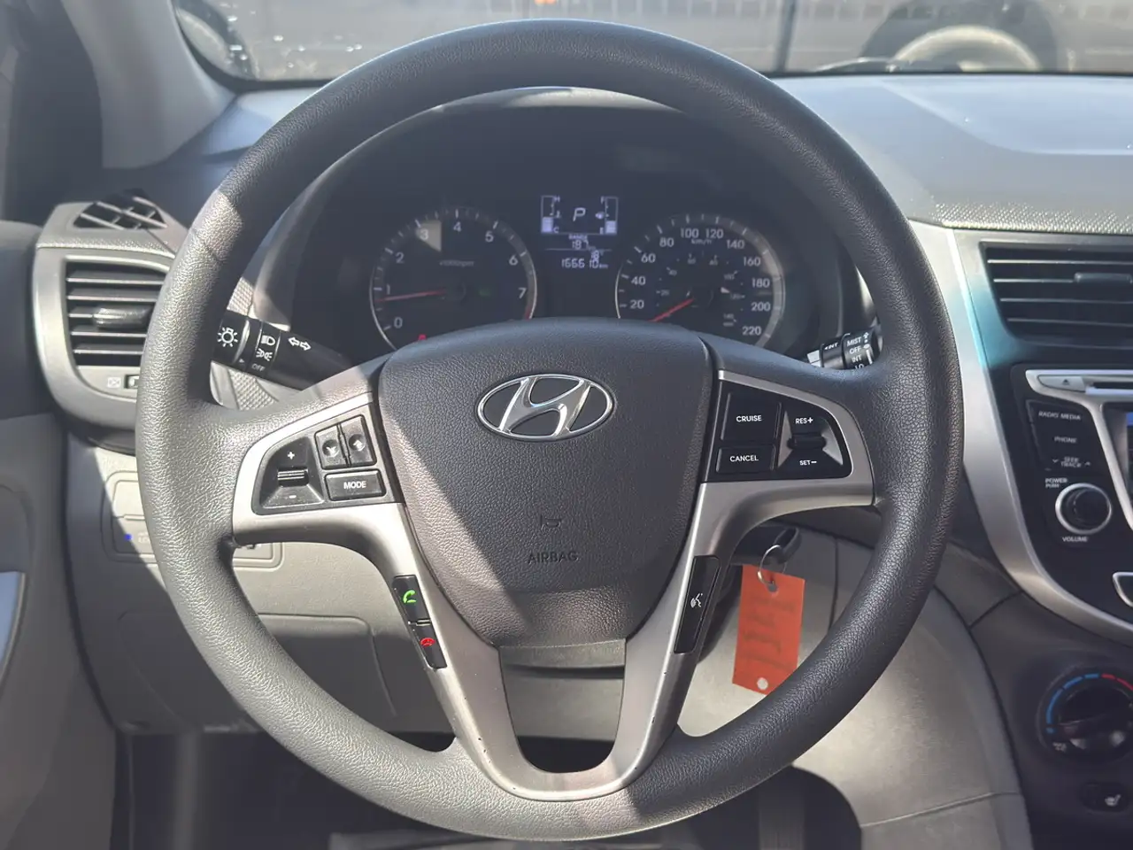 Hyundai ACCENT fotografie Hyundai ACCENT