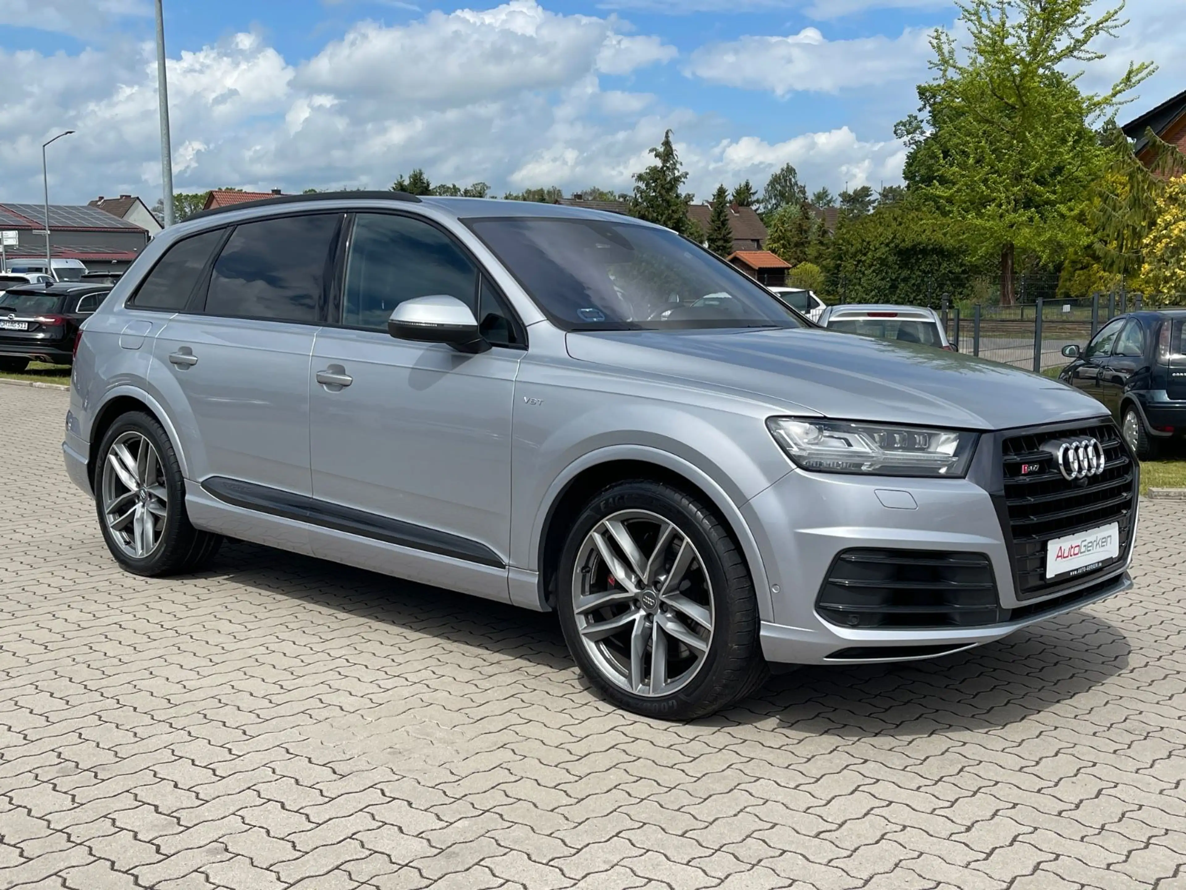 Audi SQ7 4.0 TDI quattro 2HD Standheizung Matrix — photo 4