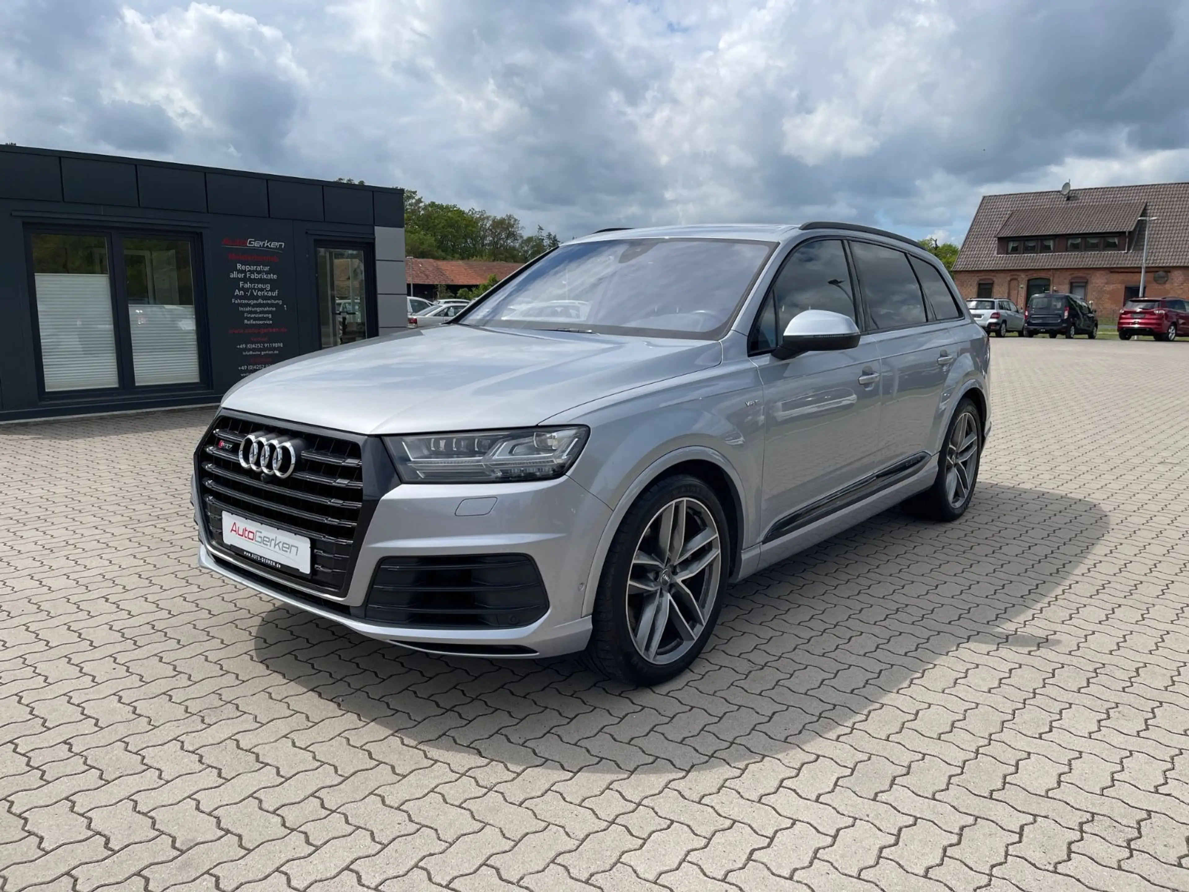 Audi SQ7 4.0 TDI quattro 2HD Standheizung Matrix