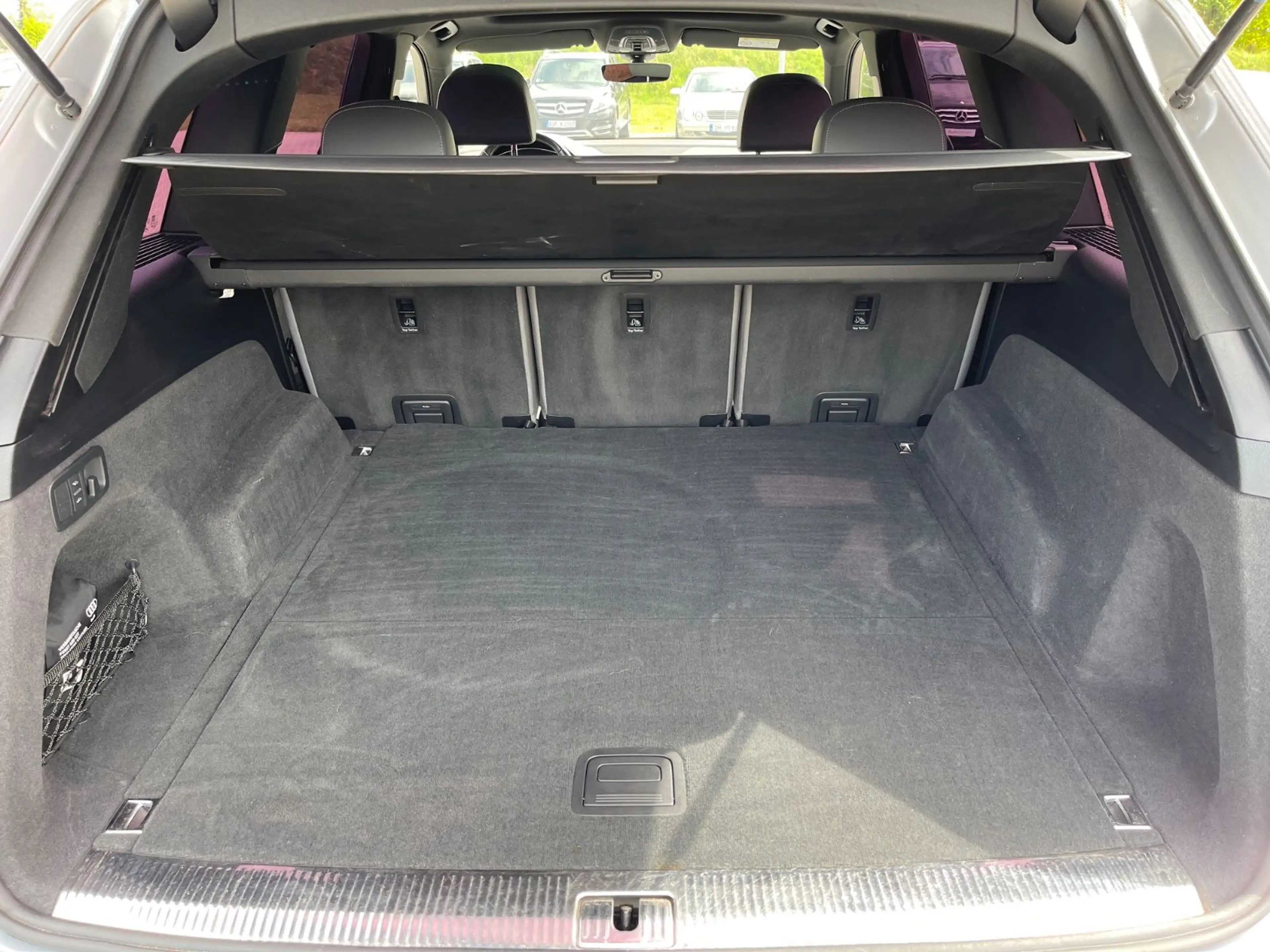 Audi SQ7 4.0 TDI quattro 2HD Standheizung Matrix — photo 14