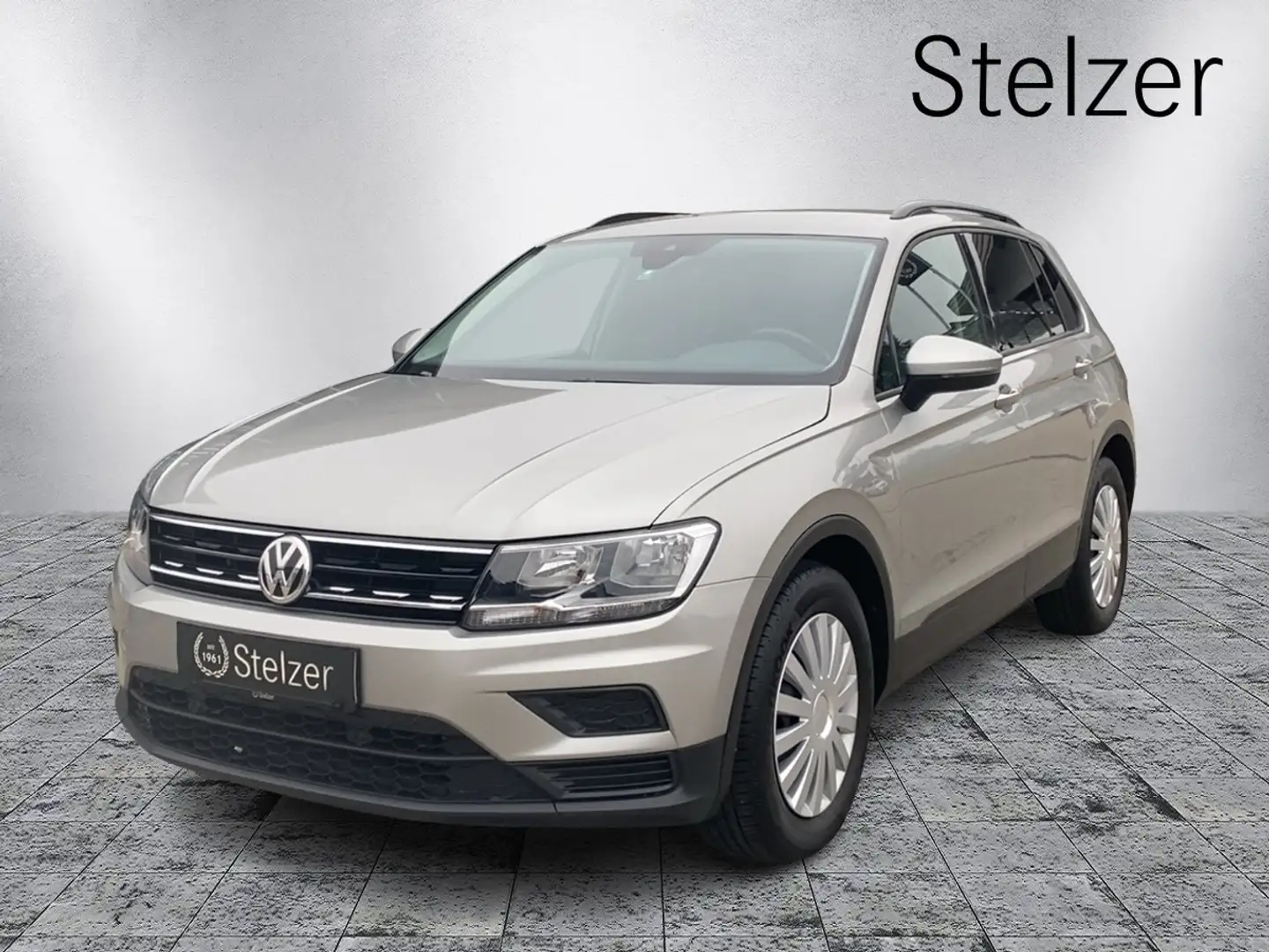 Volkswagen Tiguan 2,0 SCR Austria Silber - 1