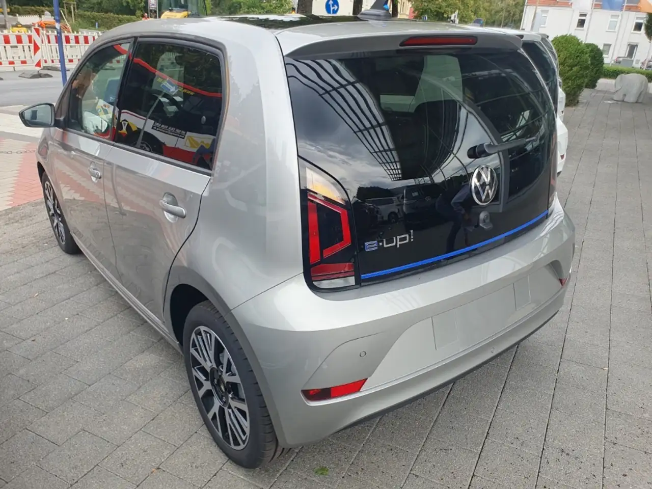 Volkswagen e-up! Edition Klimaautom DAB Ambiente Beleuchtung SHZ Rü 5