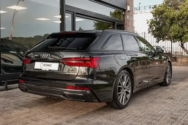 Audi A6 Avant view 6