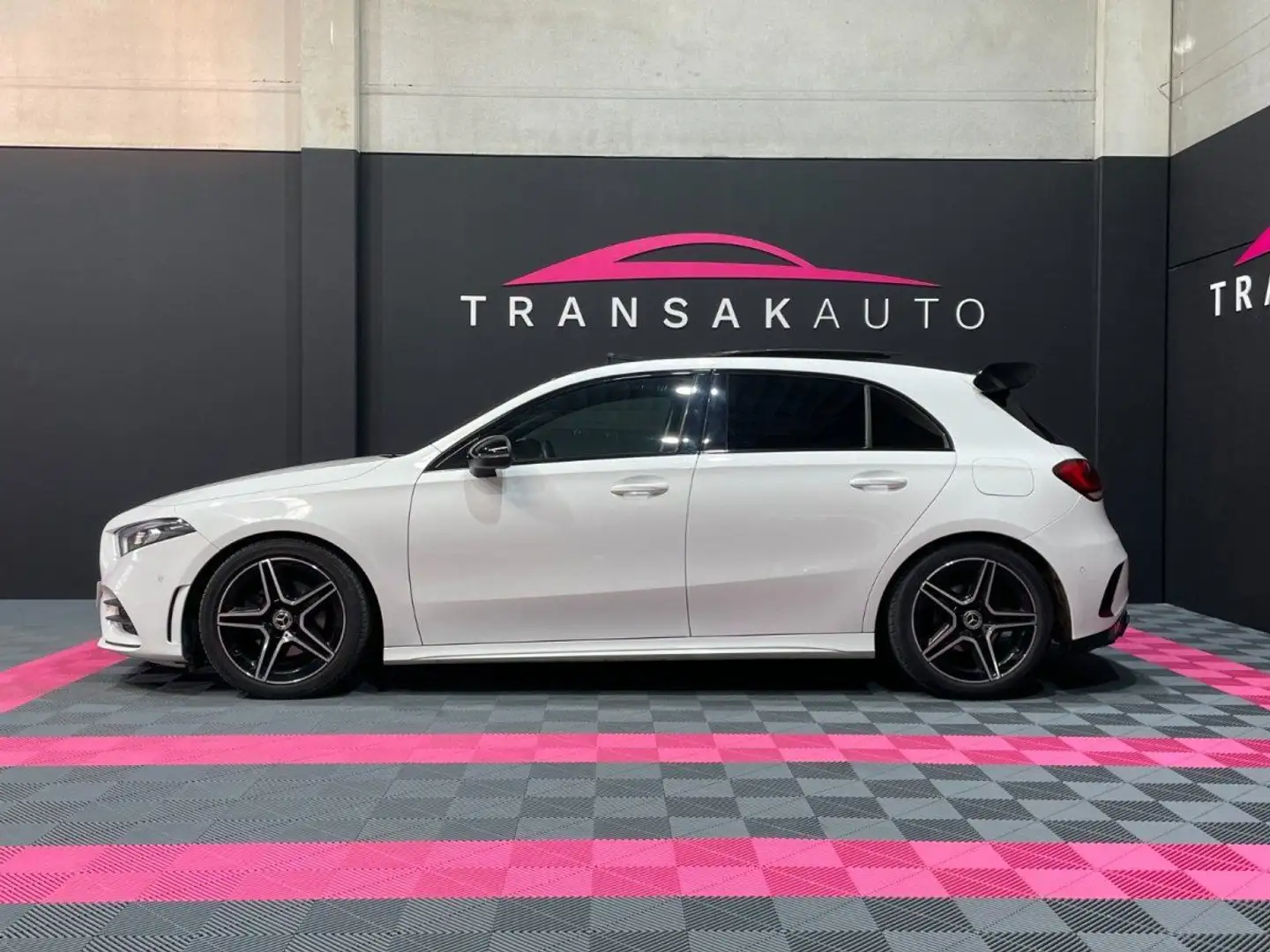 Mercedes-Benz A 180 A-KLASSE 1.3 180 AMG Line 7G-DCT 5d 100kW Blanc - 2