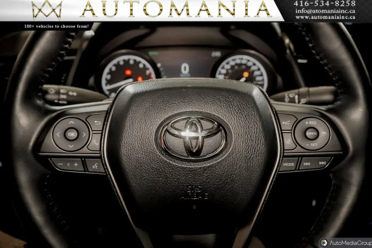 Toyota Camry снимка Toyota Camry