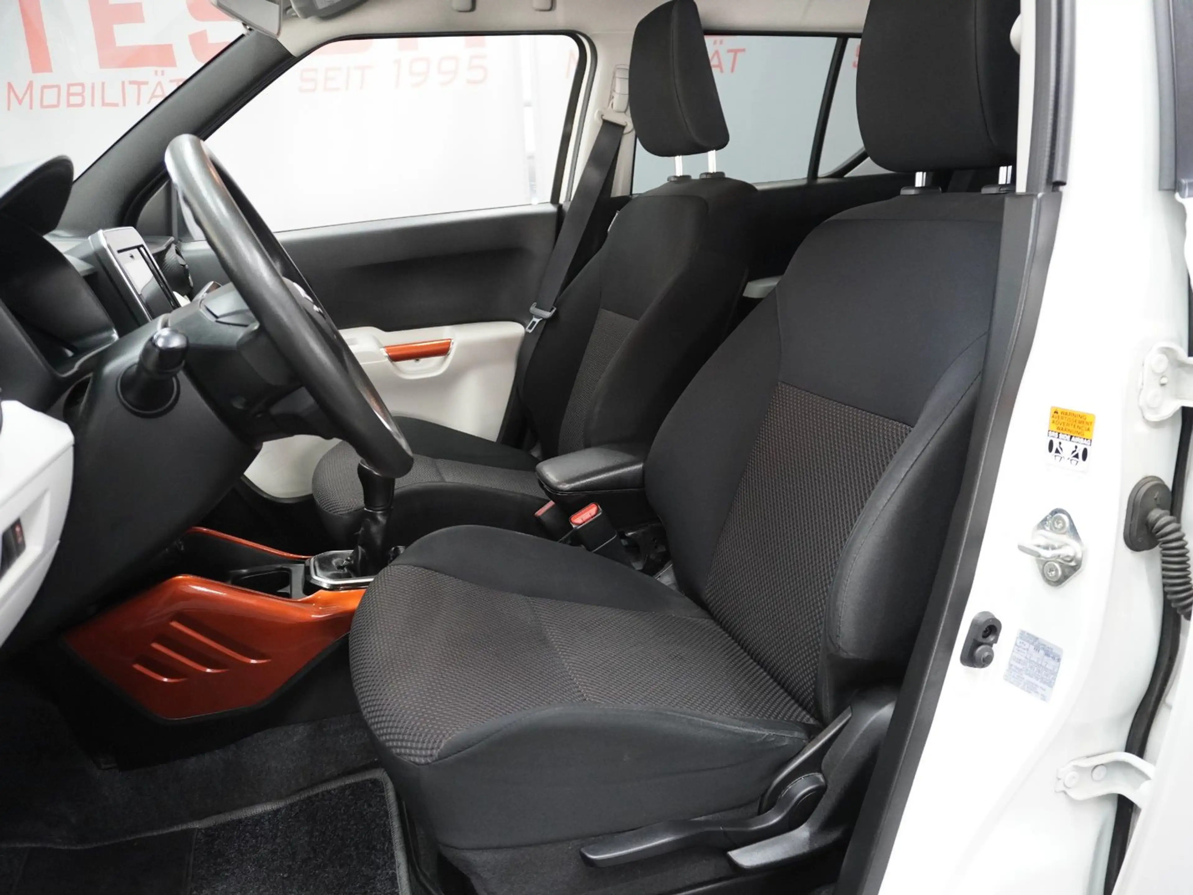 Suzuki Ignis Comfort  | KLIMA | KAMERA | SITZHZG | NAVI — photo 14