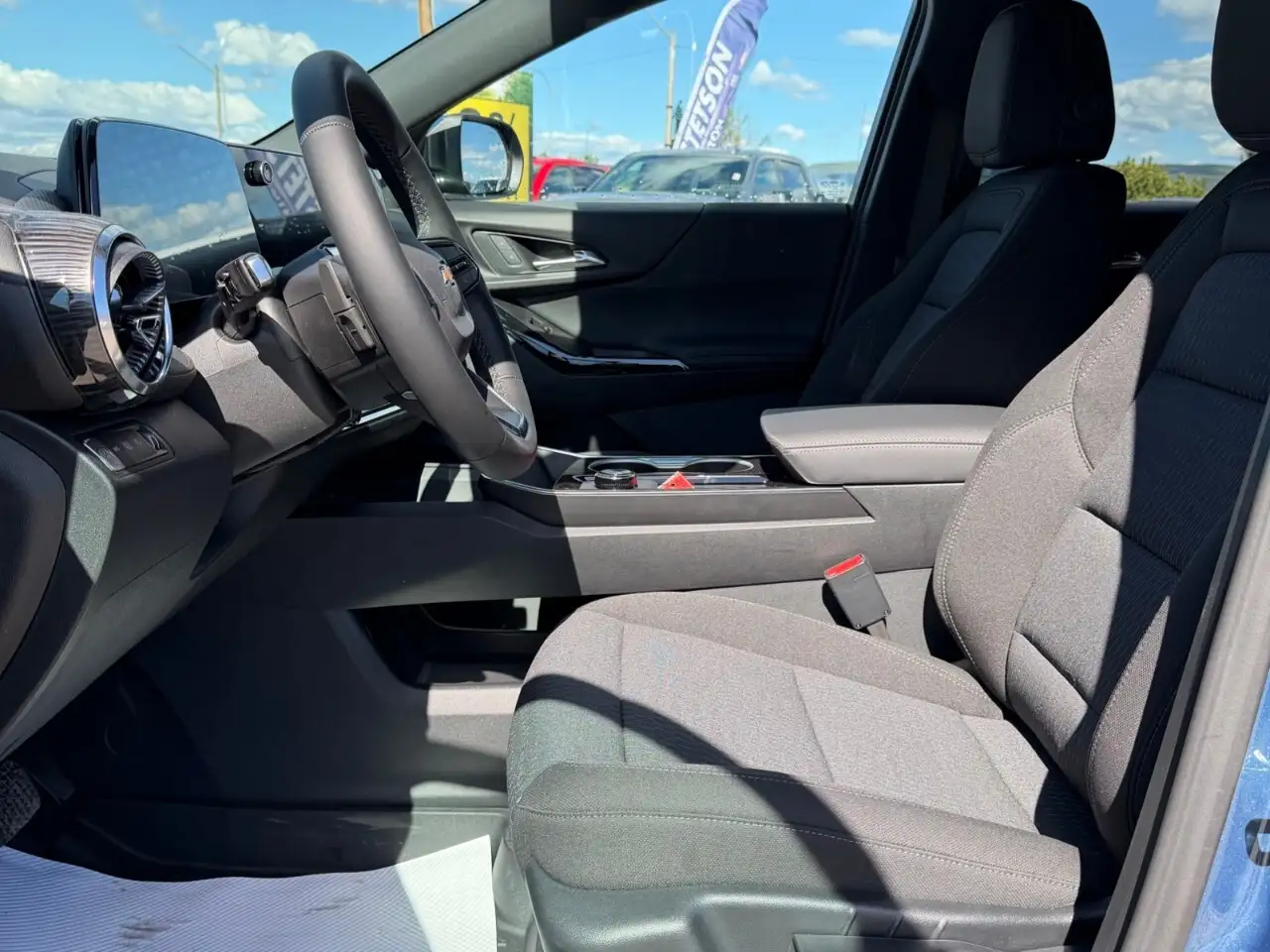 Chevrolet Equinox снимка Chevrolet Equinox