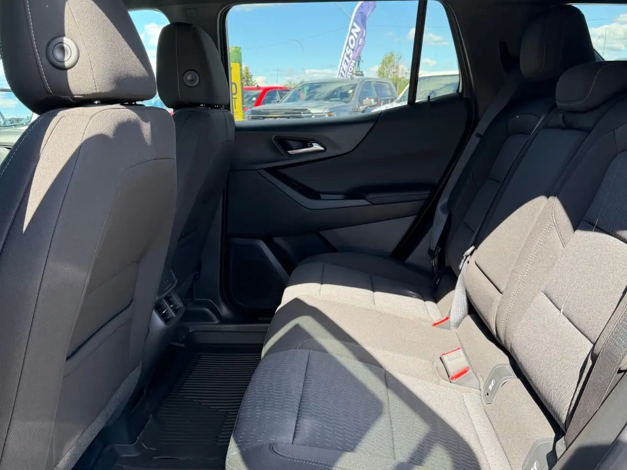 Chevrolet Equinox снимка Chevrolet Equinox