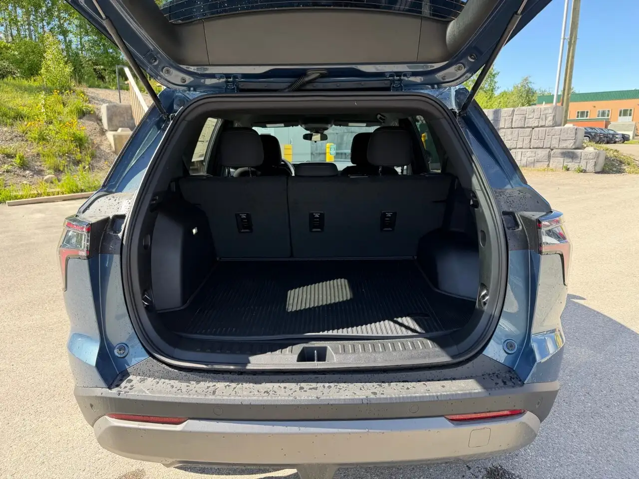 Chevrolet Equinox снимка Chevrolet Equinox
